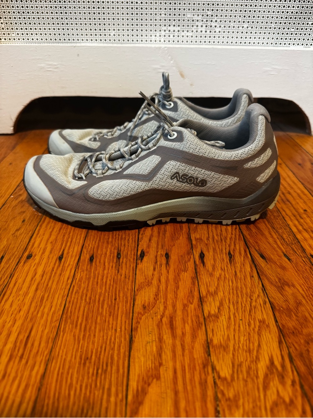 Asolo Lady’s Hiking Shoes size 8.5, great condition